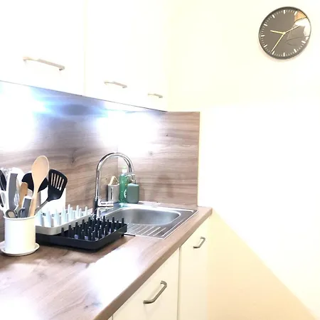 Cosy Entre Gare Et Petite France * Страсбург